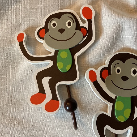 Decorative hooks - Picture 2 of 6